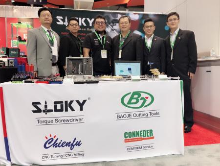 Chienfu Sloky in IMTS 2018, No432254, Chicago - Chienfu Sloky IMTS 2018 with machining parts and torque screwdriver